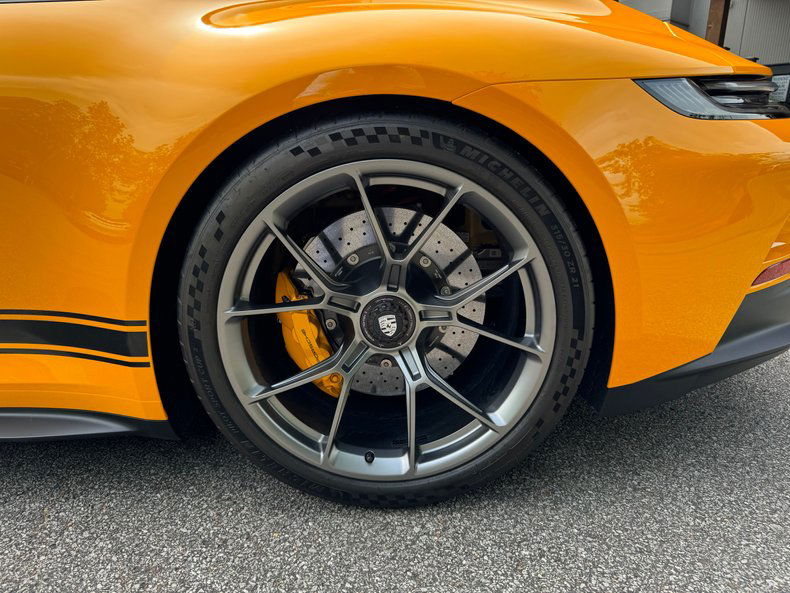 Porsche 992 GT3 Touring