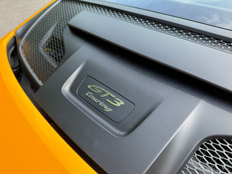 Porsche 992 GT3 Touring