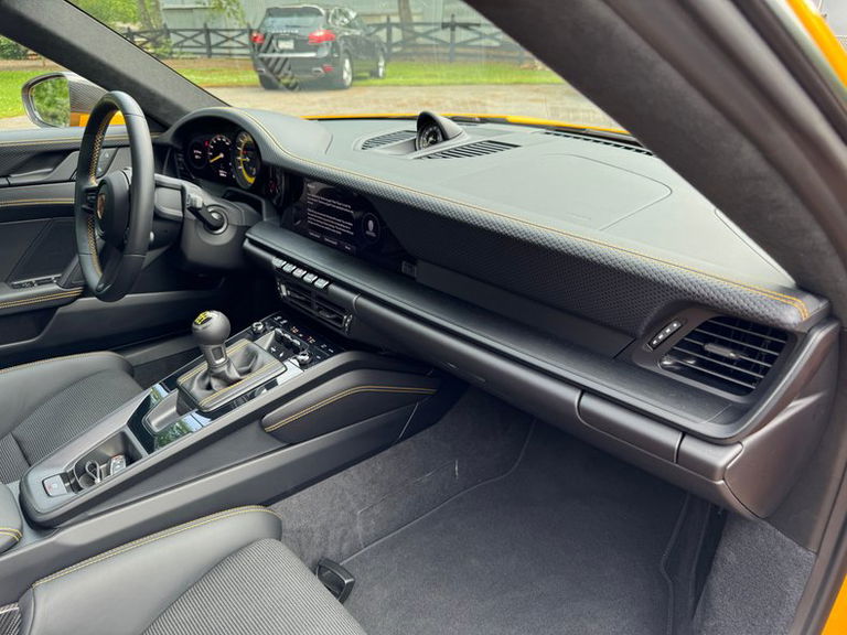 Porsche 992 GT3 Touring