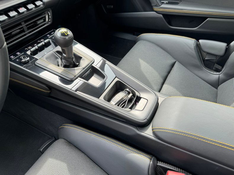 Porsche 992 GT3 Touring