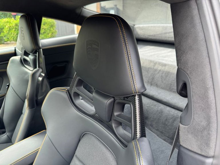 Porsche 992 GT3 Touring