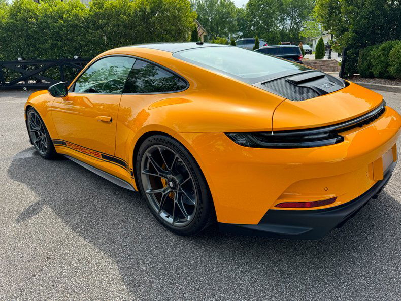 Porsche 992 GT3 Touring