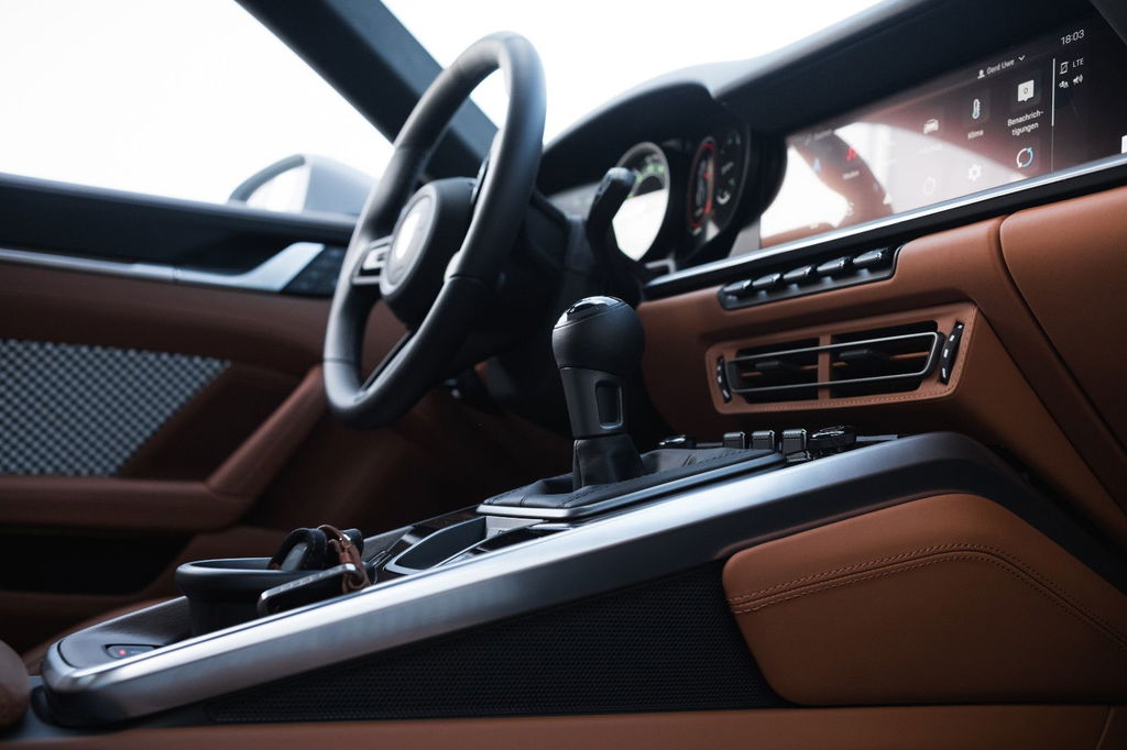 Porsche 992 Sport Classic