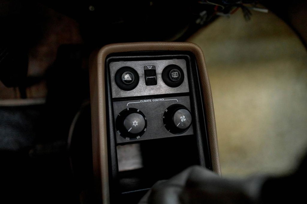 Porsche 911 Carrera 3.2 (US)