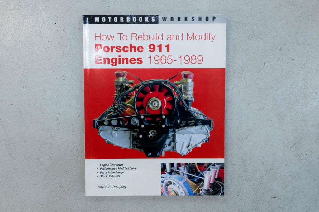 Porsche 911 Carrera 3.2 (US)