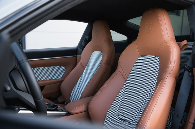 Porsche 992 Sport Classic