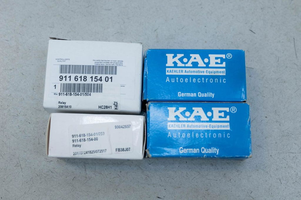 Porsche 911 Carrera 3.2 (US)