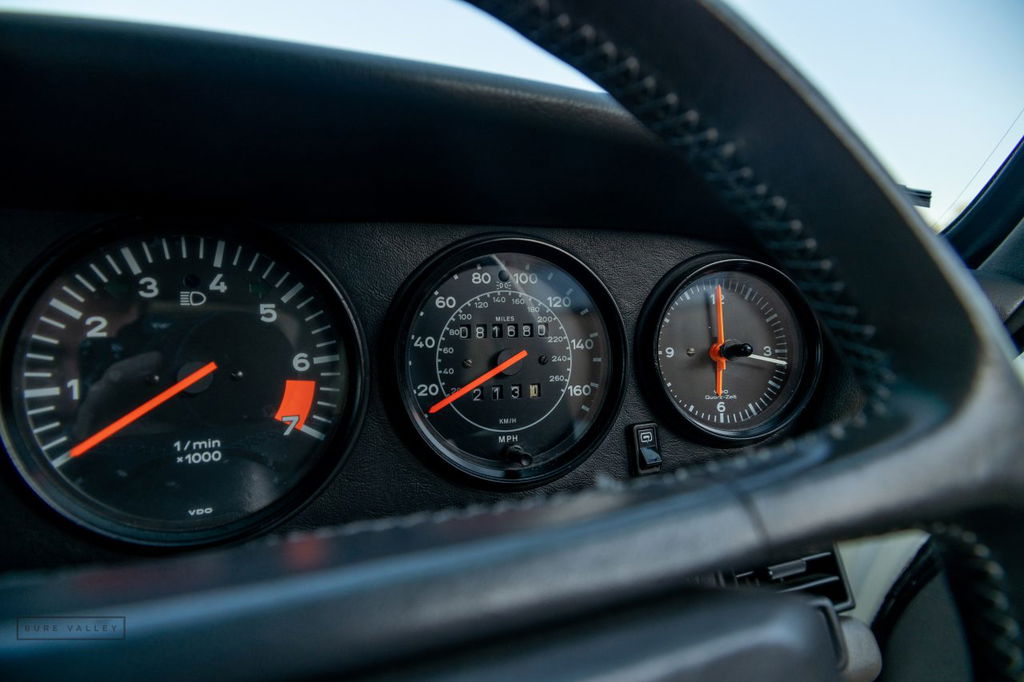 Porsche 911 Carrera 3.2