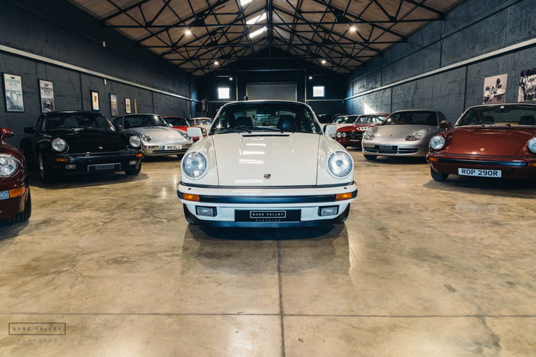 Porsche 911 Carrera 3.2