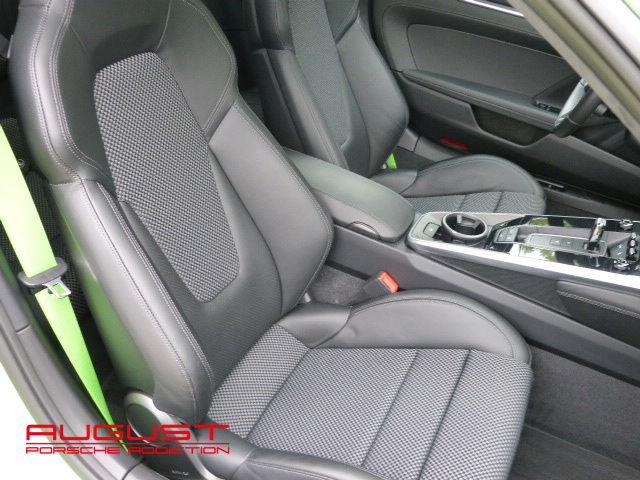 Porsche 992 Carrera S