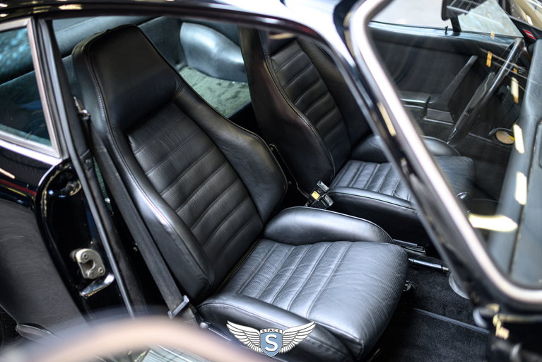 Porsche 911 Carrera (US)