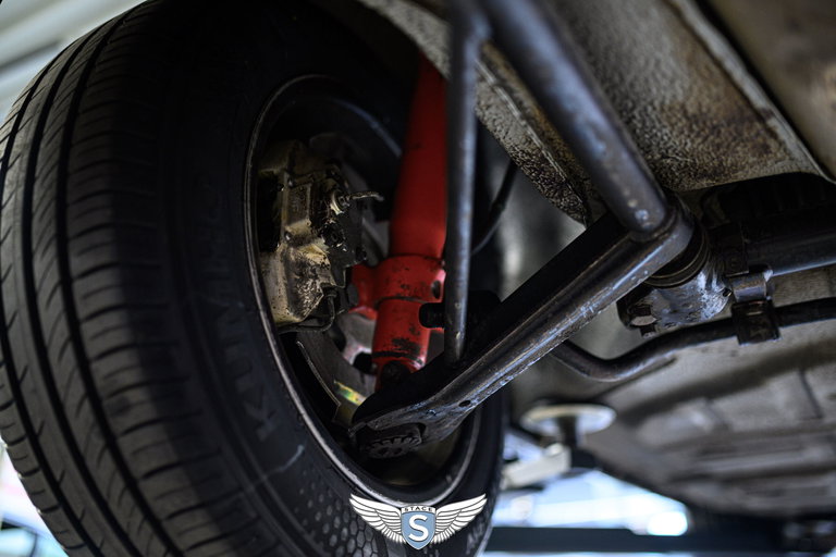 Porsche 911 Carrera (US)