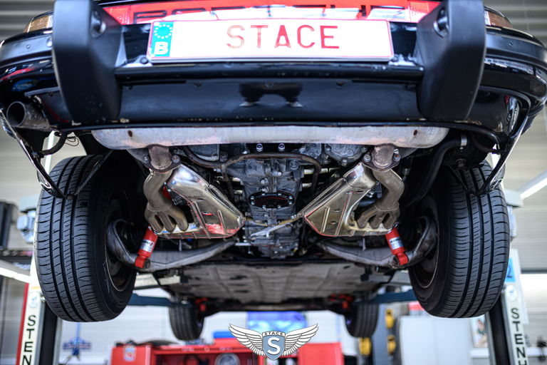 Porsche 911 Carrera (US)