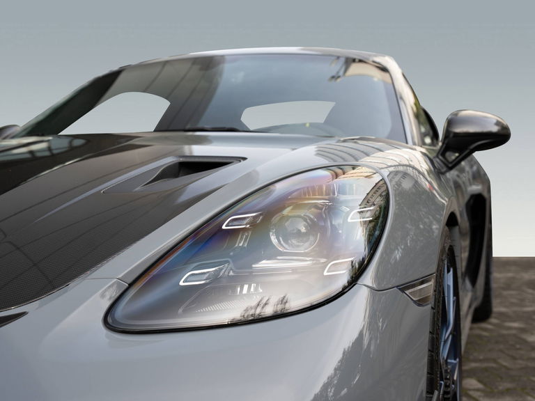 Porsche 718 Cayman GT4 RS