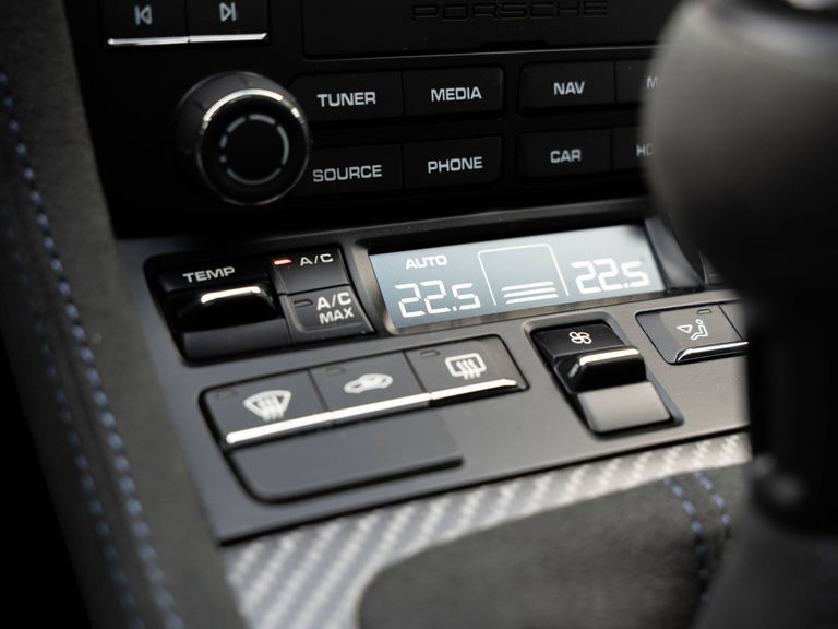 Porsche 718 Cayman GT4 RS