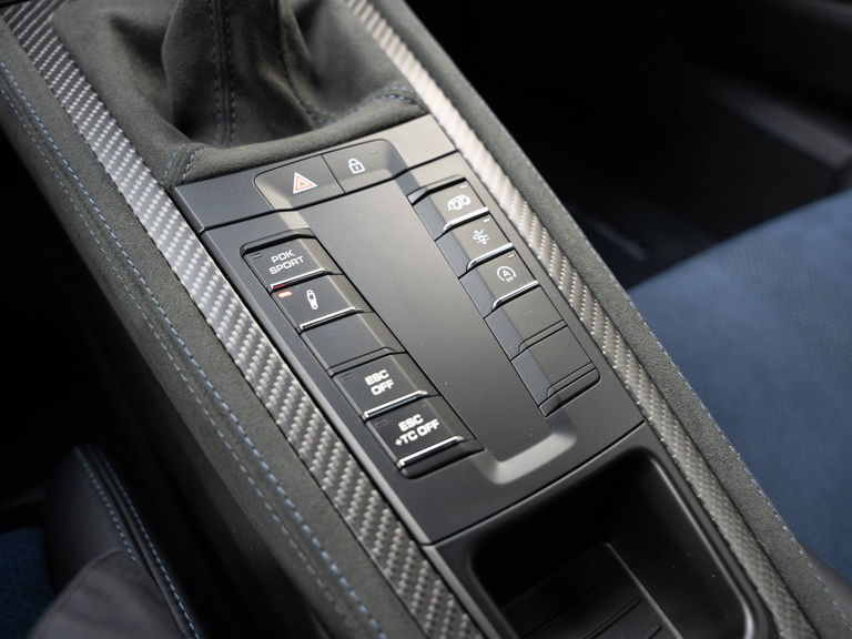 Porsche 718 Cayman GT4 RS