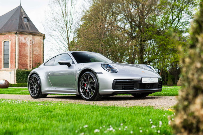 Porsche 992 Carrera 4S