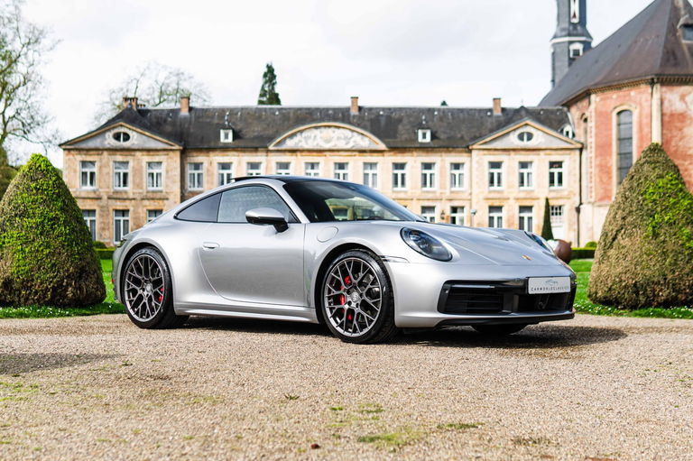 Porsche 992 Carrera 4S