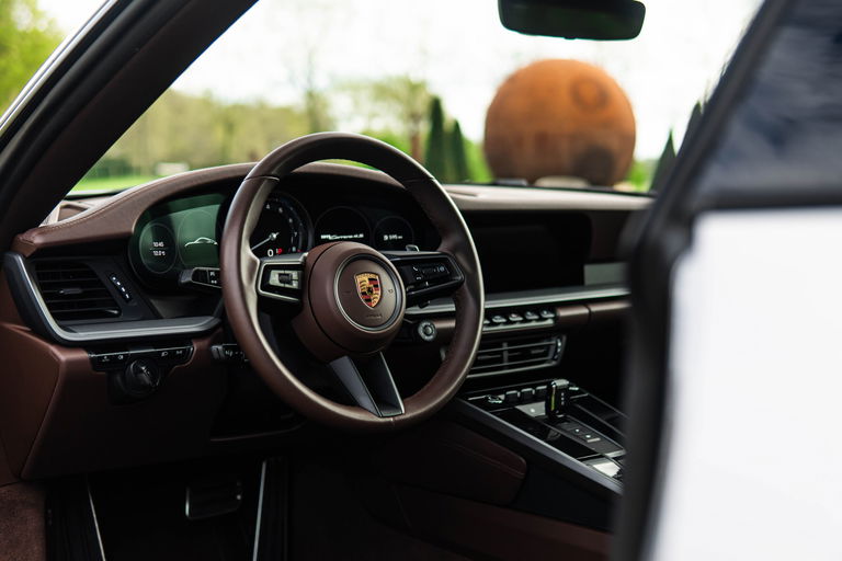 Porsche 992 Carrera 4S