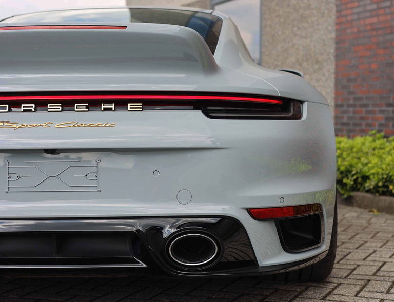 Porsche 992 Sport Classic