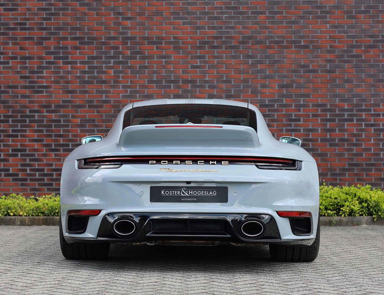 Porsche 992 Sport Classic