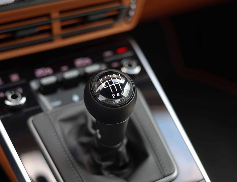 Porsche 992 Sport Classic