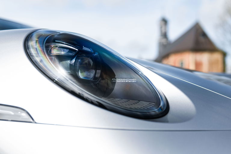 Porsche 992 Carrera 4S