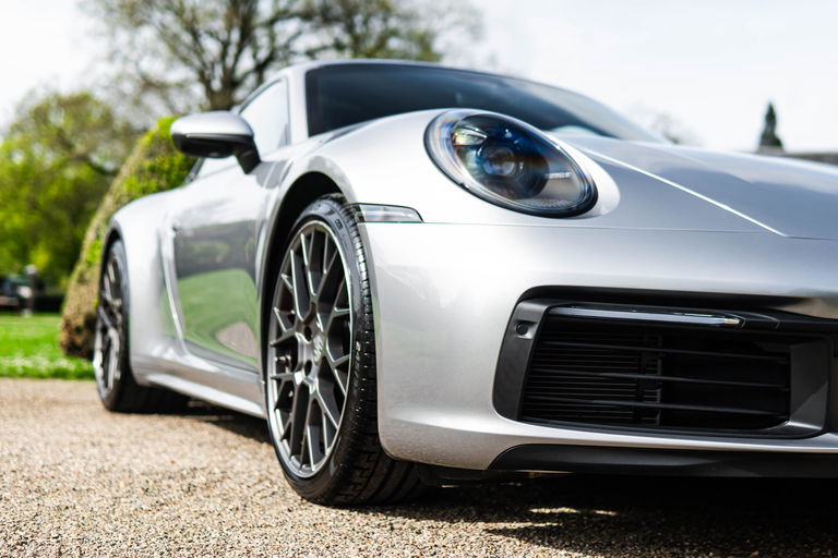 Porsche 992 Carrera 4S