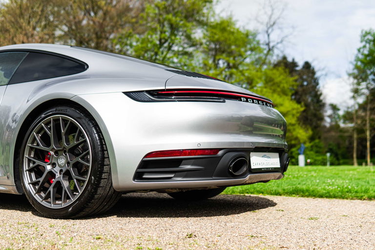 Porsche 992 Carrera 4S