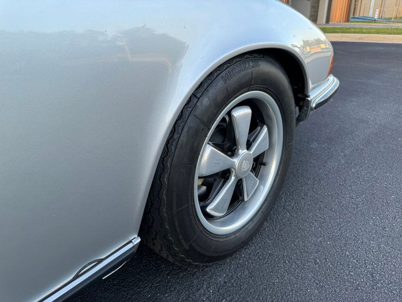 Porsche 911 S (F-Modell)