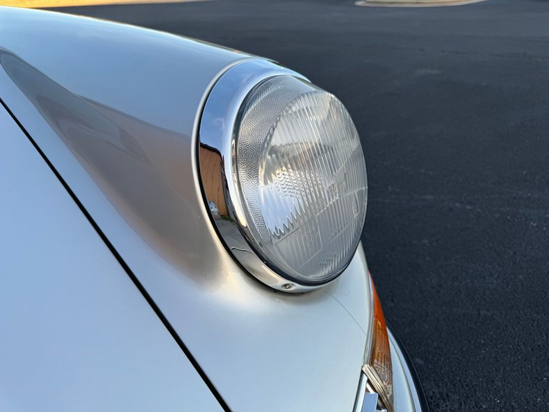 Porsche 911 S (F-Modell)