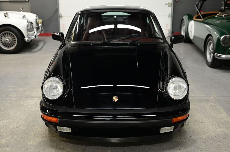 Porsche 911 Carrera 3.2 (US)