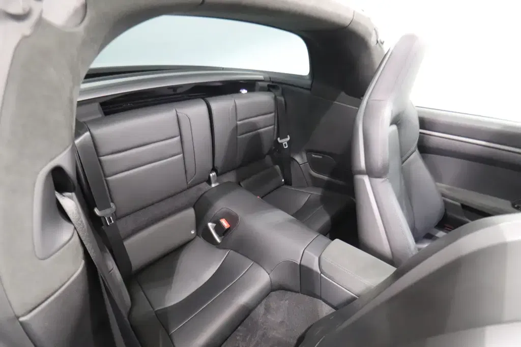 Porsche 992 Targa 4 GTS