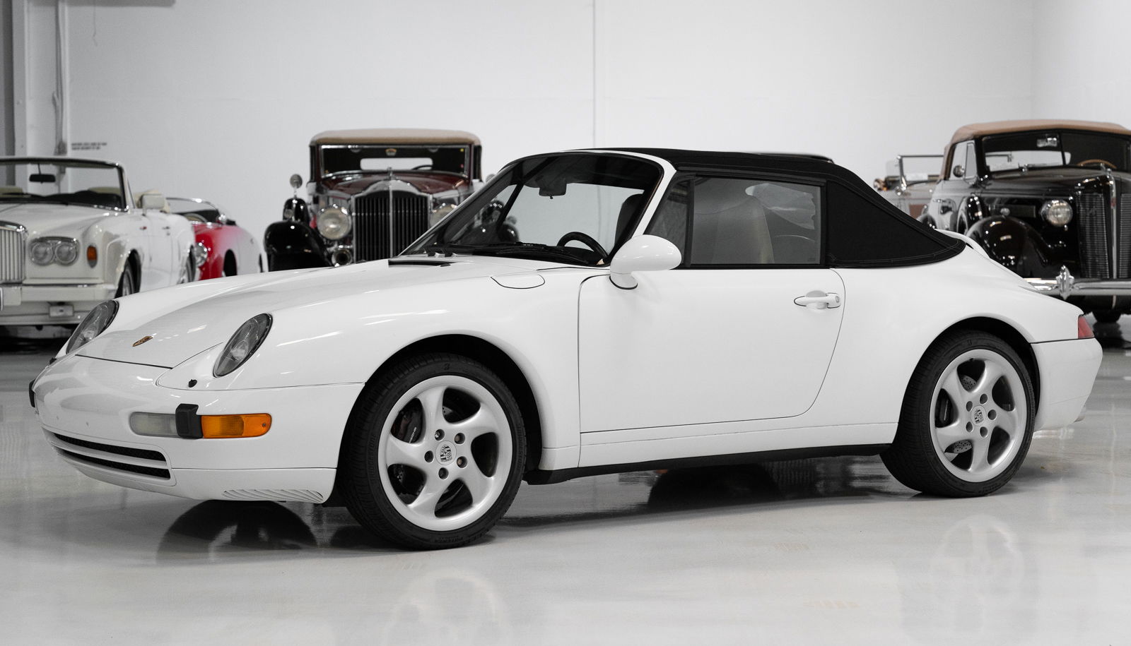 Porsche 993 Carrera 1996 - elferspot.com - Marketplace for Porsche