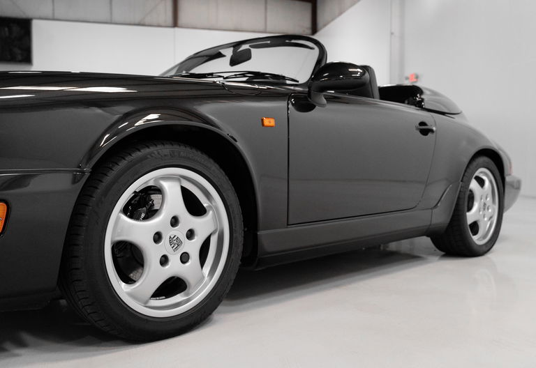 Porsche 964 Carrera 2 Speedster