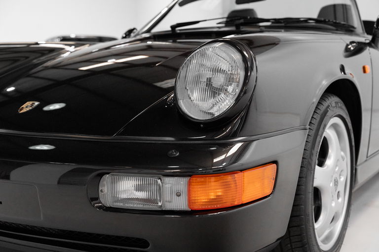 Porsche 964 Carrera 2 Speedster