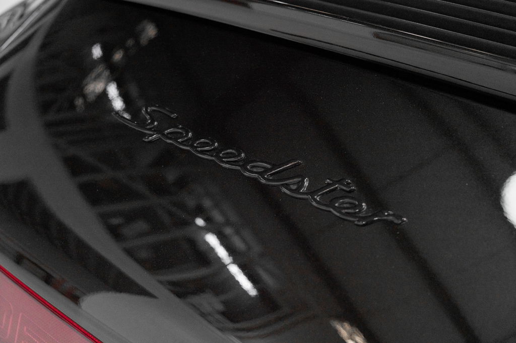 Porsche 964 Carrera 2 Speedster