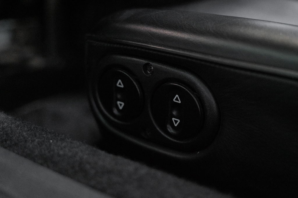 Porsche 964 Carrera 2 Speedster