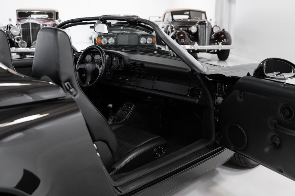Porsche 964 Carrera 2 Speedster