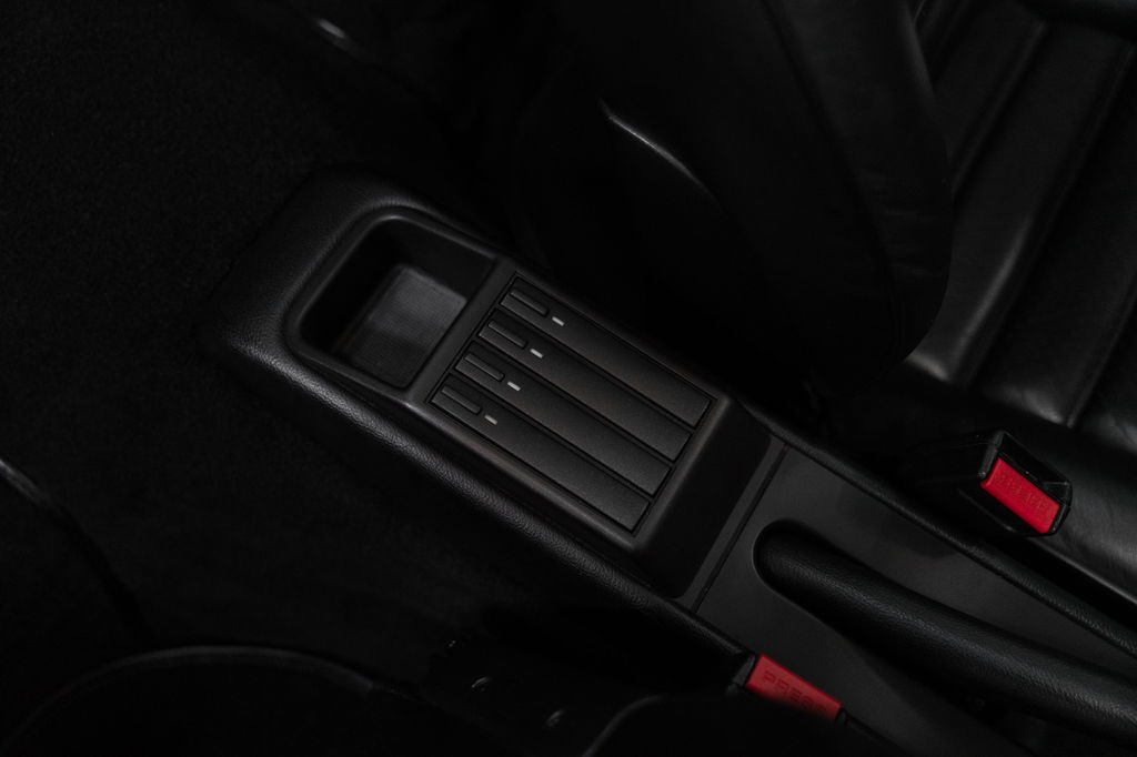 Porsche 964 Carrera 2 Speedster