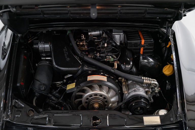 Porsche 964 Carrera 2 Speedster