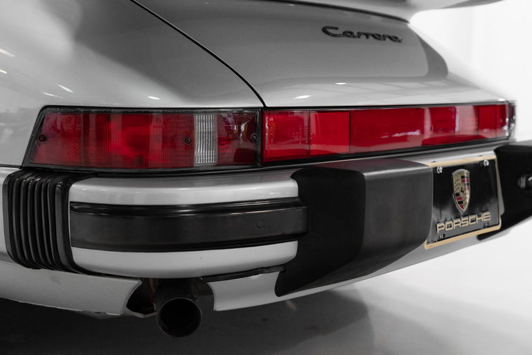 Porsche 911 Carrera 3.2 “25 Jahre 911”