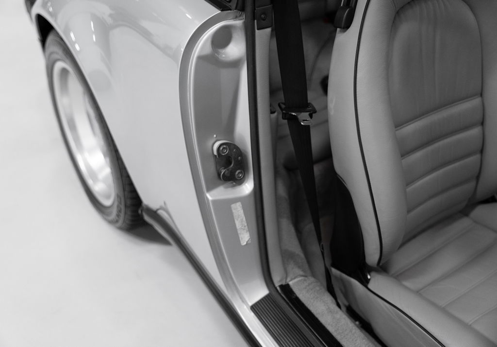 Porsche 911 Carrera 3.2 “25 Jahre 911”