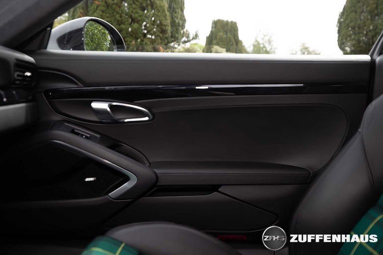 Porsche 991 GT3 Touring