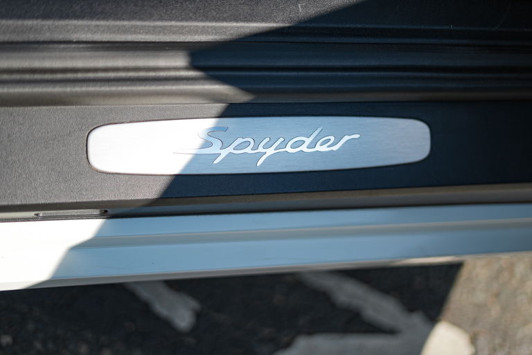 Porsche 981 Boxster Spyder