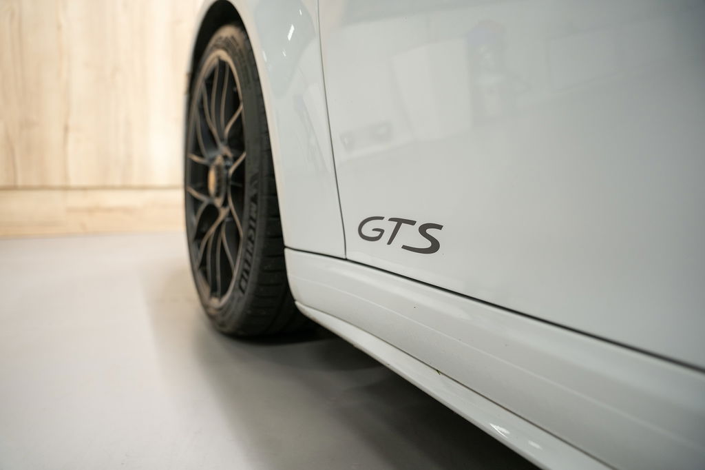 Porsche 991.2 Carrera 4 GTS