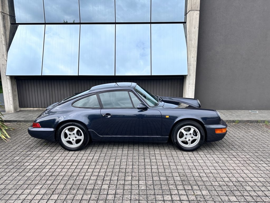 Porsche 964 Carrera 4