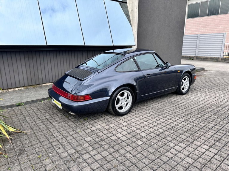 Porsche 964 Carrera 4