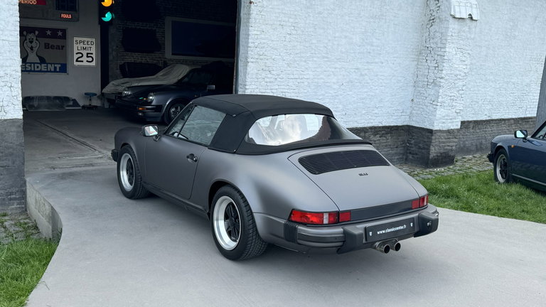 Porsche 911 Carrera 3.2 (US)