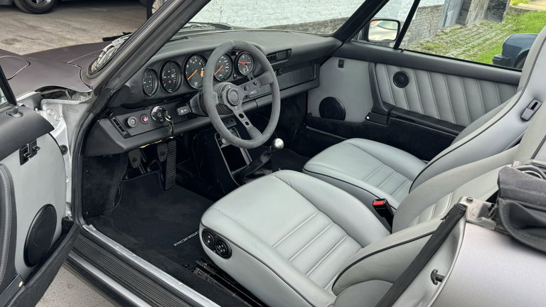 Porsche 911 Carrera 3.2 (US)